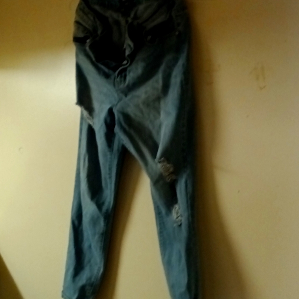 Ripped jeans